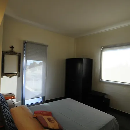 Art House Quartu - Margine Rosso Bed & Breakfast 4*