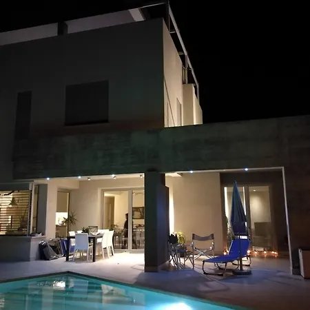 Panzió Art House Quartu - Margine Rosso 4*