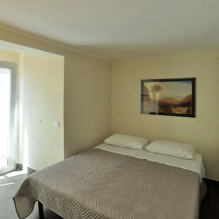 Art House Quartu - Margine Rosso 4*