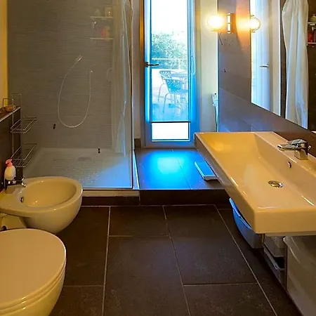 Bed & Breakfast Art House Quartu - Margine Rosso