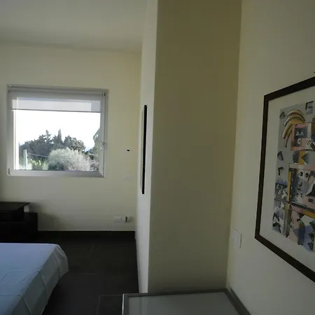Bed & Breakfast Art House Quartu - Margine Rosso Quartu SantʼElena