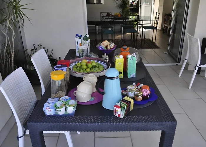 Art House Quartu - Margine Rosso Frühstückspension